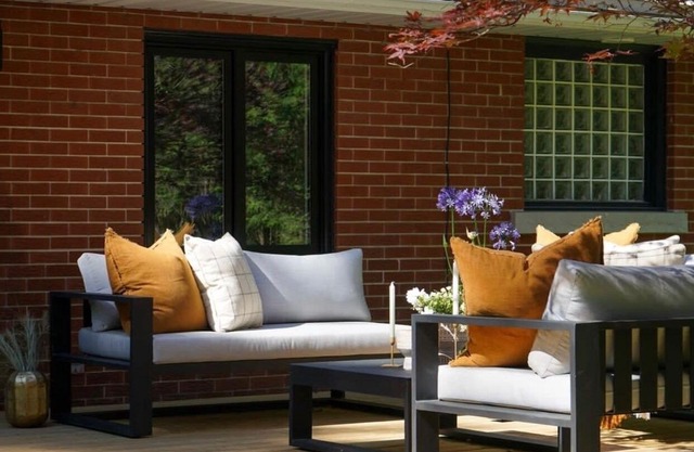 Family Style Cottage 5 minutes from the Gaslight District