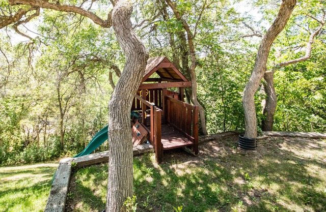 Family vacations, stunning views and three fireplaces