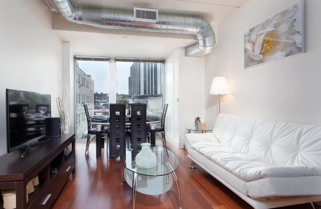 Fantastic Philly Fully Furnished Apartments