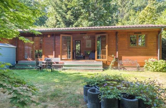 Fantastisch Chalet met Veel Ruimte en Fijne Tuin