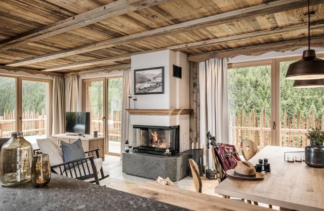 Farm Resort Geislerhof - Private Chalets