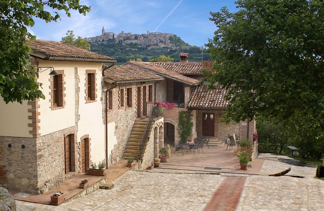 Farmhouse Casale delle Lucrezie - with panoramic pool and SPA - Apartments
