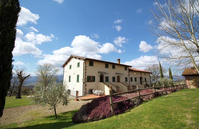 Farmhouse in Tuscany with Pool and Valley Views