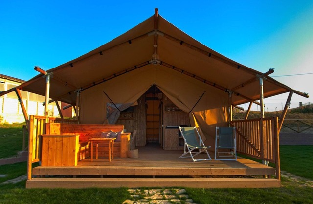 Farmhouse Tent in Marche near Adriatic Sea