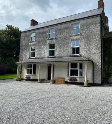 Farnagh House - En Suite Bedrooms