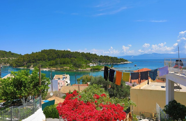 Faros Ennea: Gaios Guest house, sea views, sleeps 2
