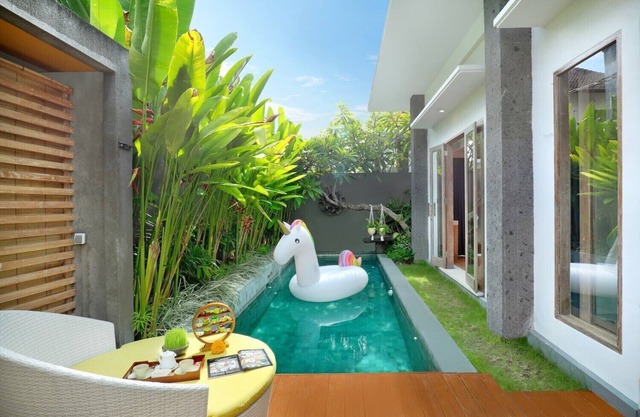 Fascinating 2BR Villa Located Near Seminyak! 3Min Drive To Eat Street! W/Pool!