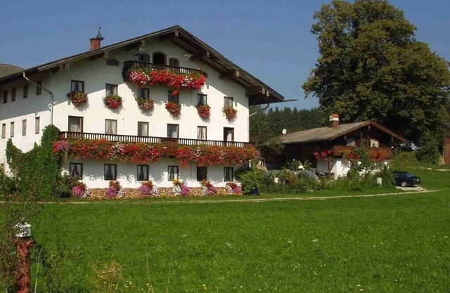 Fe-apartment with 1-2 bedrooms, vacation at the Schelshornhof