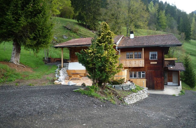 Ferienhaus Niesen View by Interhome