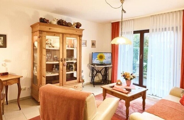 Ferienwohnung 2 mit 65 qm, 1 Schlafzimmer für maximal 2 Personen