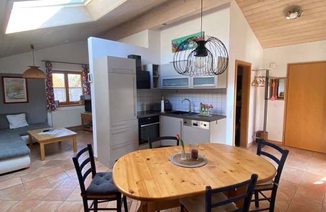 Ferienwohnung 65qm, Südbalkon, bis 4 Personen