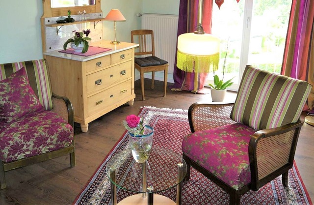 Ferienwohnung, 80qm, Garten, 2 Schlafzimmer, max. 4 Personen