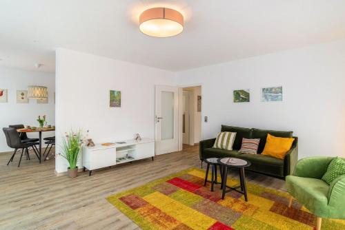Ferienwohnung am Enzufer mit Balkon in Bad Wildbad im Schwarzwald