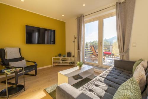 Ferienwohnung Bergblick mit Balkon und Garten - familienfreundlich