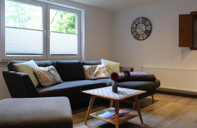 Ferienwohnung & Gästezimmer Schrichten
