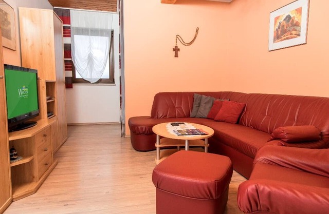 Ferienwohnung mit buchbarer Verpflegung im Ortsteil Haibühl