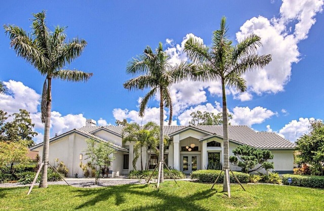 Fiddlesticks Country Club Modern 3 BR Home