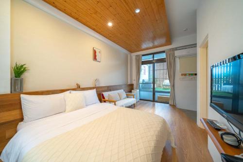 Field Trail Homestay
