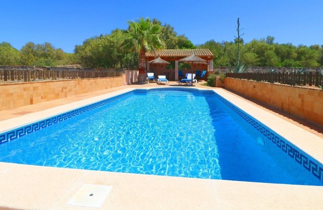 Finca "Alcoraia" with Private Pool, Terrace and Wi-Fi