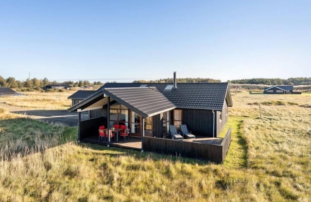 "Finna" - 1km from the sea by Interhome