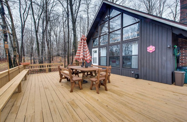 Fire Pit + Community Perks: Gouldsboro Cabin!
