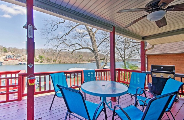 Fire Pit & Dock: Lake of the Ozarks ‘Hiller Haus’