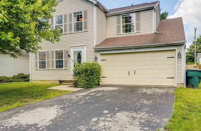 Fire Pit, Fenced-in Yard, Grill: Cozy Ohio Retreat