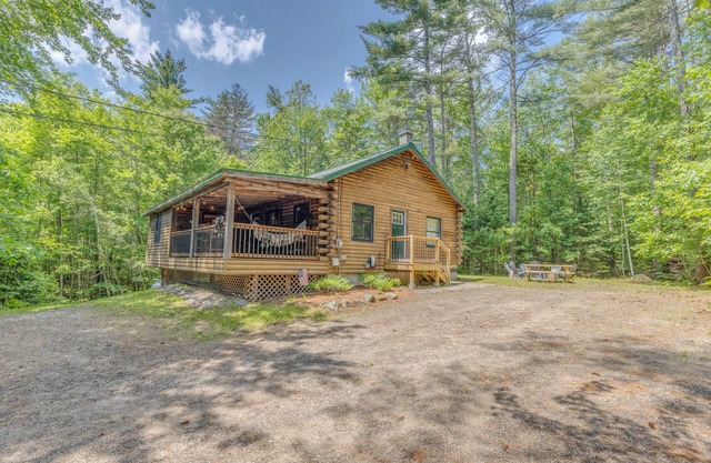 Fire Pit + Gym + Arcade + Private Log Cabin + EV Charger