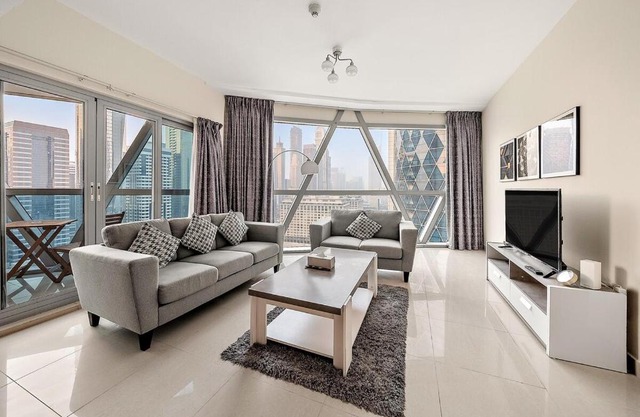 FIRST CLASS 2BR Heartwarming Retreat