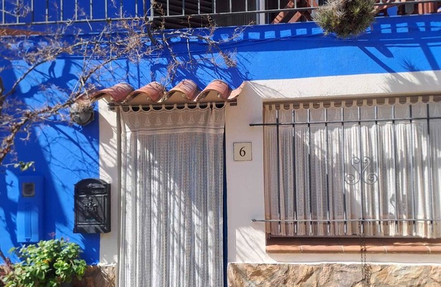 Fisherman's house in the port of Fornells (Aiguablava).