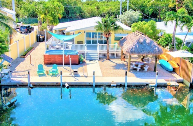 FL Keys Waterfront Heated Pool Home w/60 Feet of Dockage & Tiki Hut