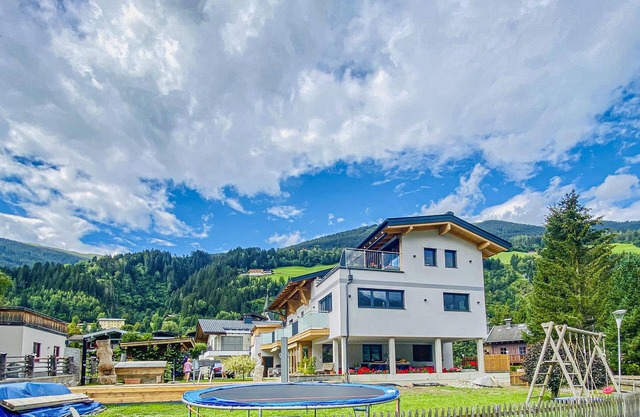 Flat with balcony and view