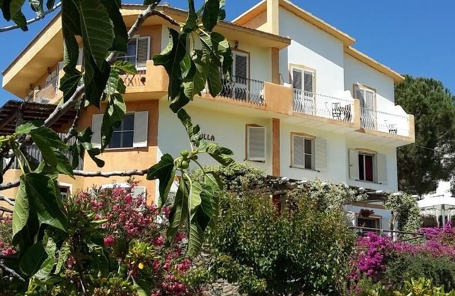 Flat "Agnese" with a view of the water