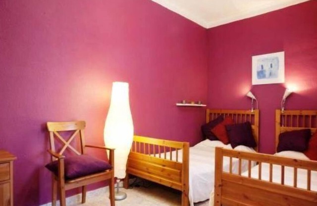 FLAT NEAR THE SAGRADA FAMILIA AND METRO HOSPITAL SANT PAU
