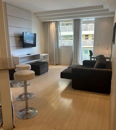 Flat Sequoia Residence