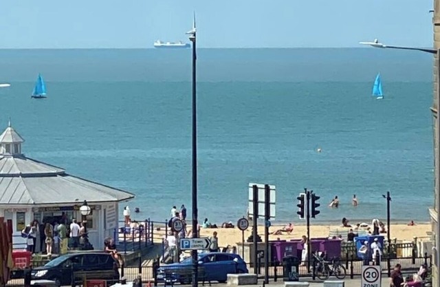 Flat with lovely view of sea. Parking space.