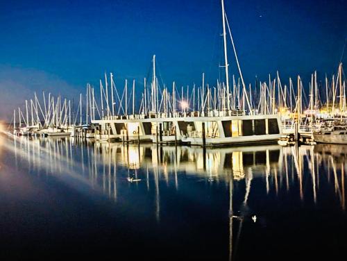 Floating Home Nr 1a