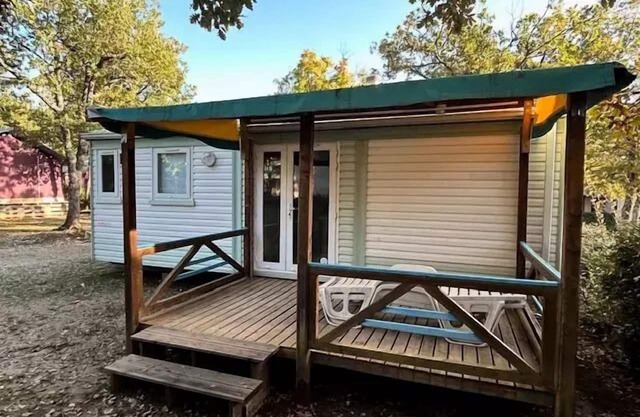 Flower Camping le Epi Bleu * - Mobile home Standard 26m2 (2 bedrooms) + covered terrace 8m2 4 people