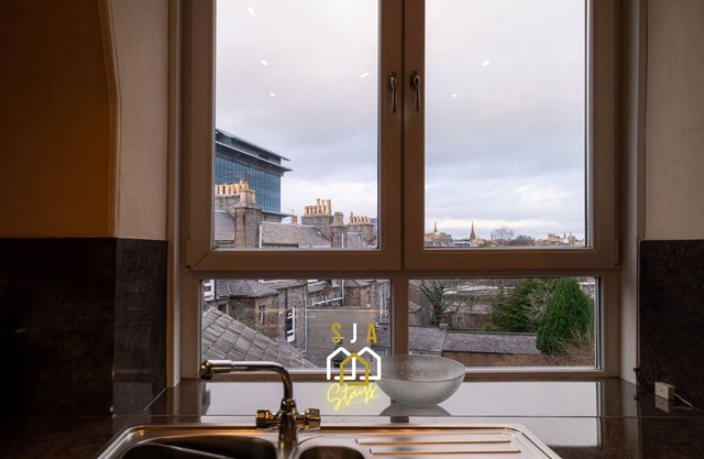Fonthill Residence - SJA Stays - 1 Bed Apartment