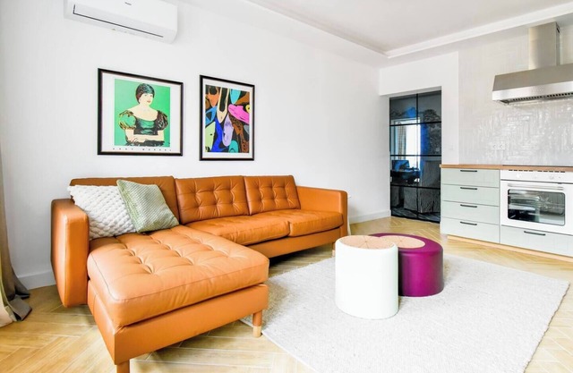 For Those Who Want the Best: City Views and Style