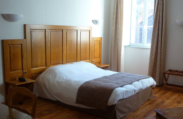 For your stays, prefer the rooms of the Charles Sander hotel