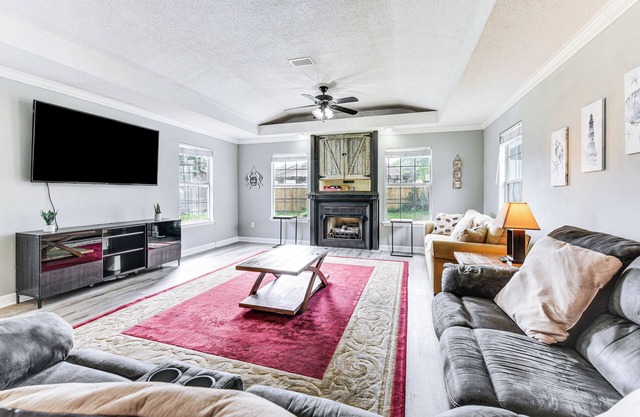 Fort Walton Beach Home w/Grill: 4 Mi to Beach!