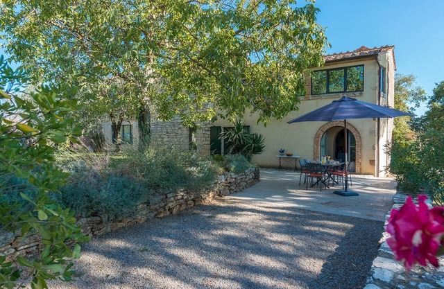 Fortilizio 6, Emma Villas