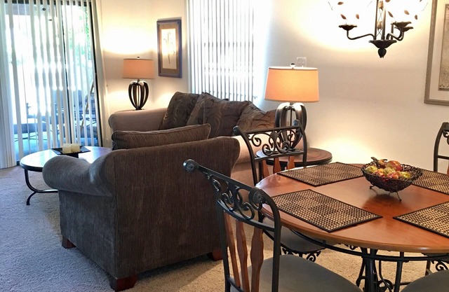 Fountain of the Sun Condominium Sleeps 4 Mesa, Arizona Winter Sun Resort Living