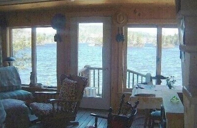 Four Season Vacation Camp Located Directly on North Pond
