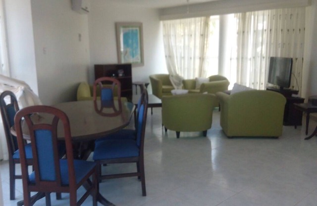 Frajan Apartments, We do hear and speak your language