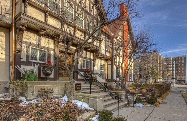 Frederick Stearns House Historic Inn