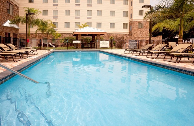 Free Breakfast. Outdoor Pool & Hot Tub. Great Location! Quick Drive to the University of Texas Rio Grande Valley