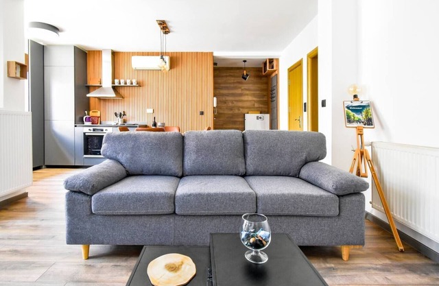 Free Parking in Center – Modern 2BR with Balconies