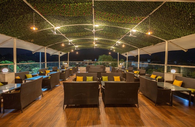 Freesia Resort by Express Inn